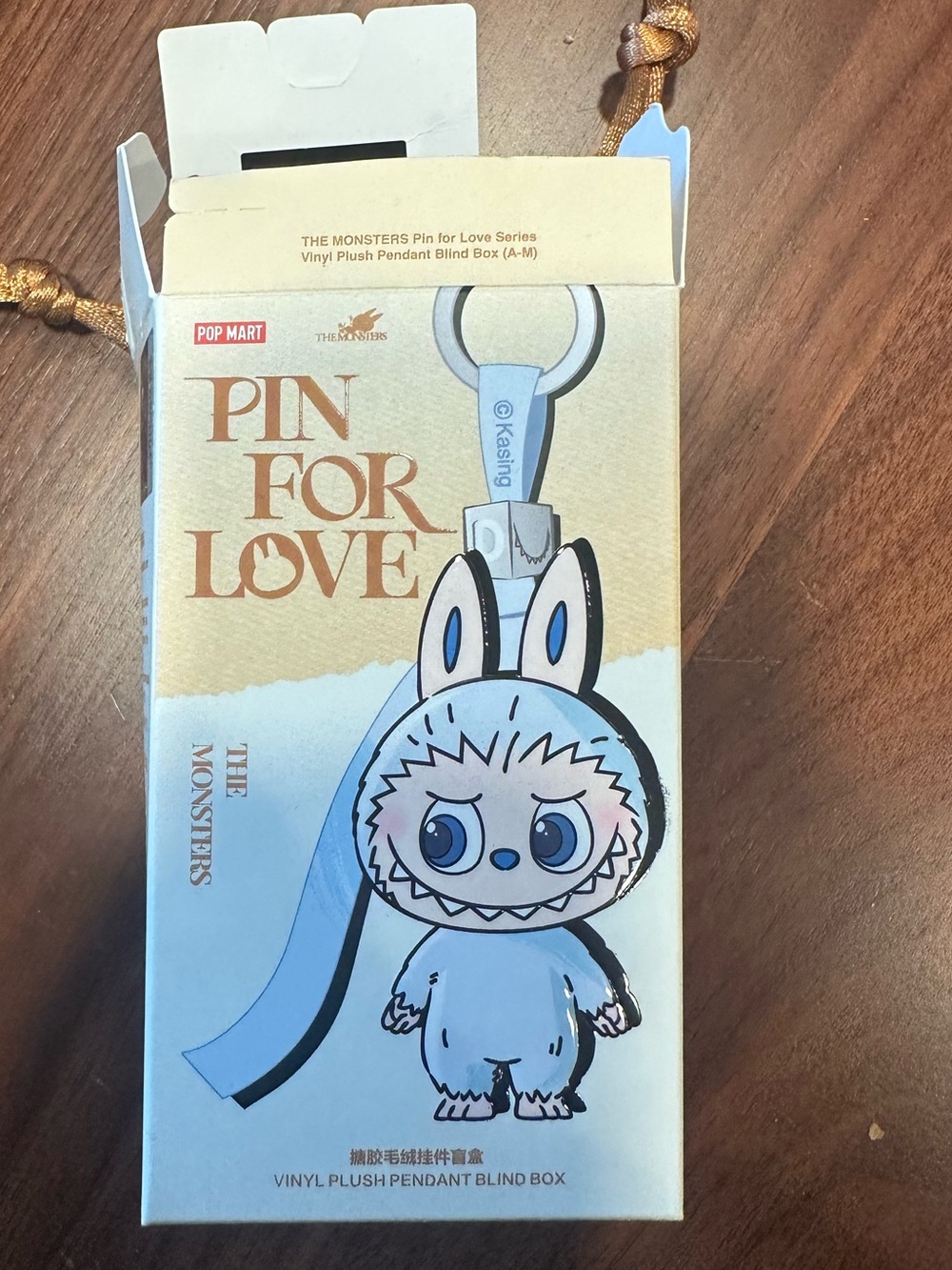 Labubu Pin for Love “D” - Picture 2 of 4
